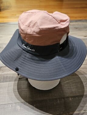 SunShade Two-Tone Wide Brim Sun Hat - Pink & Gray